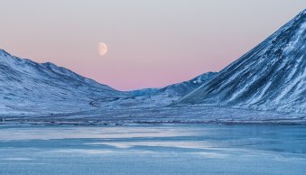 7 Tips for Beautiful Moon Landscape Photography